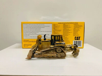 Norscot Cat D8R Series II Track-Type Tractor Muddy Edition 1/50 Die-Cast 55099 - Image 1 of 4