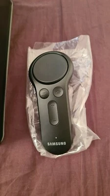 Samsung Gear VR SM-R324- Smartphone VR Headset excellent condition VR Headset. - Image 1 of 4