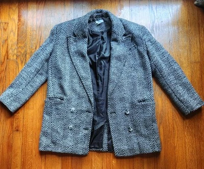 Blazer oversized preto e branco Topshop. Novo sem etiquetas, originalmente vendido US$ 130. - Imagem 1 de 4
