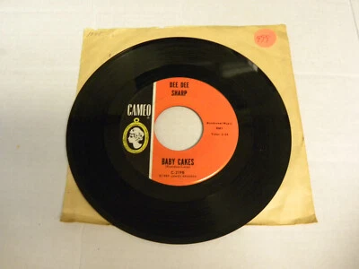 DEE DEE SHARP - GRAVY / BABY CAKES ( CAMEO C-219, 45 RPM SINGLE, 1962) - Image 1 of 2