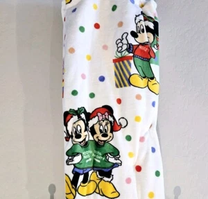 Disney Mickey & Minnie Mouse Christmas Holiday White Plush Throw Blanket 50”x70” - Picture 1 of 3