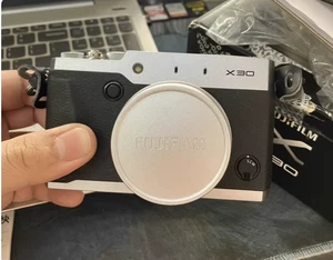 Fujifilm FinePix X30 12.0MP 4x Optical Zoom Compact Digital Camera silver - Picture 1 of 5