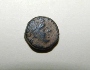 ANCIENT GREEK : ANTIOCHOS III 222-187 B.C. Ae15 Apollo Standing - Picture 1 of 4