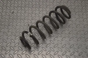 2016 VW Golf Coil Spring Rear Right 5Q0511115GK mk7 2.0 GTD RHD 24045957 - Picture 1 of 5