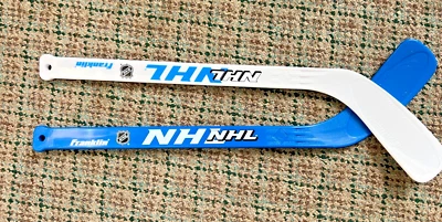 两个-2玩具富兰克林NHL迷你曲棍球棒蓝色和白色 — 第 1/4 张图片