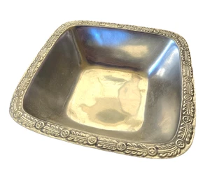 Joseph Abboud Schale silber metallfarben 8,5" quadratisch - Bild 1 von 5