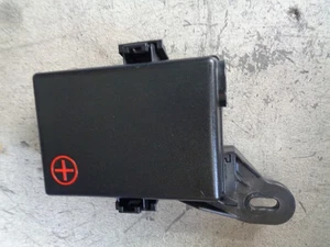 2009-2014 Hyundai Genesis Sedan Battery Terminal Junction Box Wire Fuse OEM - Picture 1 of 3