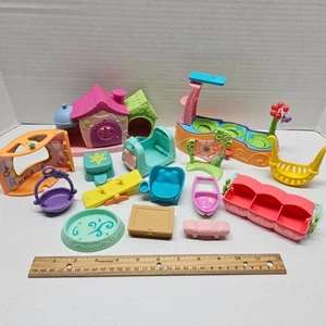 Littlest Pet Shop MÖBEL KONVOLUT #2 - Petriplets Lagoon Hundehütte - Vintage LPS - Bild 1 von 7