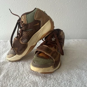 Jordan Zion 2 Brown Voodoo DV3462-212 Size 5 Youth - Picture 1 of 9