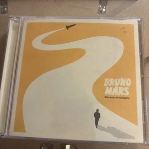 Bruno Mars Doo-Wops Hooligans CD - Bild 1 von 5