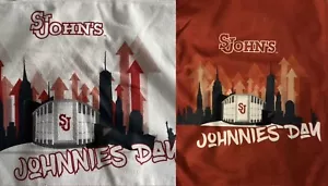 ASCIUGAMANO RALLY ST JOHNS BASKETBALL 2 SGA RED STORM JOHNNIES DAY BIG EAST MSG NYC - Foto 1 di 3