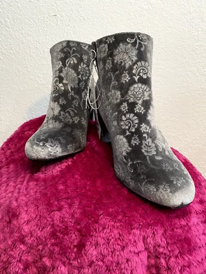 Nuevos Botines Diba Lindos Para Mujer Gris Terciopelo Talla 8.5  Foto 1 de 4