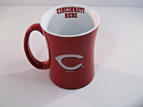 Cincinnati Reds 14oz Sculpted Relief Coffee Mug NEW MLB Tea Cup Ceramic Boelter Cover