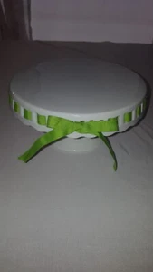 Plato de pastel pedestal de porcelana fina Heirloom Collection "Ancho 5" Alto - Imagen 1 de 4
