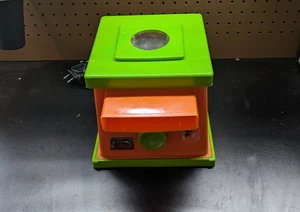 Vintage Creepy Crawlers Oven Base Works just oven - Picture 1 of 3