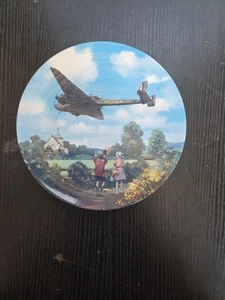 Royal Doulton Heroes of the Sky Hampden Morning Excercise Plate Collectable WW1 - Picture 1 of 2