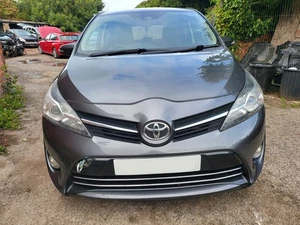 Toyota Verso D-4D Icon 2017 1,6 L diésel 6 velocidades hombre 5 puertas MPV gris *coche roto - Imagen 1 de 19