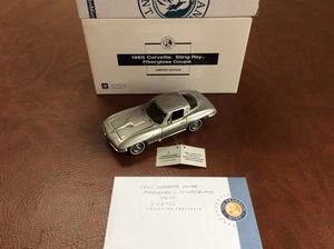 1965 CORVETTE 396 COUPE FIBERGLAS 1:24 DIECAST FROM FRANKLIN MINT - Bild 1 von 4