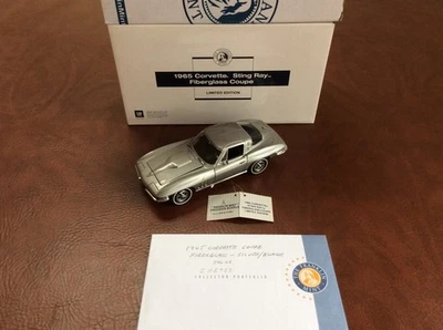 1965 CORVETTE 396 COUPE FIBERGLASS 1:24 DIECAST FROM FRANKLIN MINT - Image 1 of 4