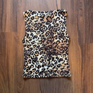 Live in the Moment Leopard Print Sleeveless Top XS Cowl Neck Stretchy Tank - Picture 1 of 4