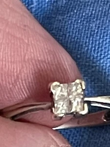 9ct White Gold Princess Cut Diamond Solitaire Style Engagement Ring Size J 1/2. - Picture 1 of 16