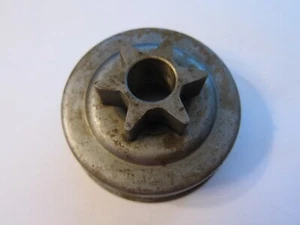 NOS Stihl Chain Sprocket 1/2" 6T 1106 640 2031 MS720 070 LOTS MORE LISTED - Picture 1 of 3