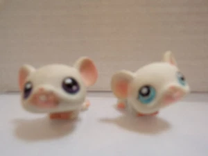 Littlest Pet Shop~#30~Mice Mouse~White Pink~Purple Eyes~#41~White Pink~Blue Eyes - Picture 1 of 3