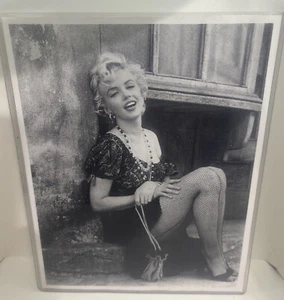 MARILYN MONROE SWIFTSURE PHOTO 8x10 FILM-STAR PIN UP GLAMOR GIRL Replica - Picture 1 of 3