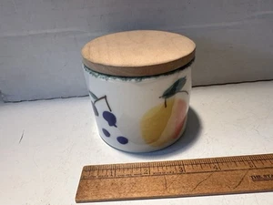 Vintage Hartstone Pottery USA Small Jar Hand Painted Fruit Salad Artist Signed - Picture 1 of 10