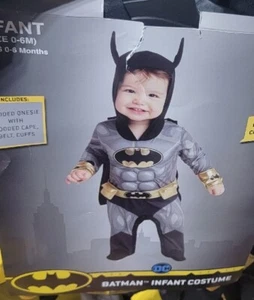 Disfraz DC Comics Batman Muscle de Rubie's, Infantil Talla 0-6 Meses, ¡Nuevo! - Imagen 1 de 1