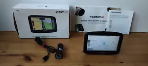 TomTom Start 42 NAWIGACJA SATELITARNA 4,3-calowy ekran GPS Dożywotnie mapy UK Roi - Przetestowany - Zdjęcie 1 z 17