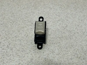 2010-2011 Mitsubishi Endeavor Push Tilt Switch for Overhead Console Sunroof - Bild 1 von 4