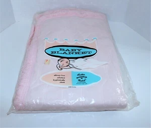 VTG 1960s NEW Rosebud Baby Blanket Comforter Pink Hypoallergenic NOS USA - Picture 1 of 3