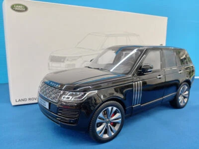 LCD Models 1/18 Scala Land Rover Range SV Modellino Auto con Scatola Usato - Immagine 1 di 4