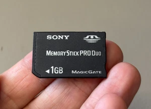 Full Working Sony  1GB Memory PRODUO for Sony Photo Camera - Picture 1 of 2