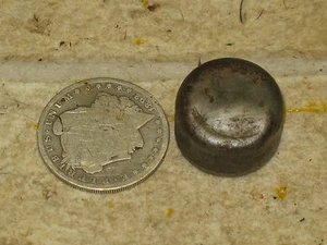 GM HIERRO FUNDIDO POWERGLIDE BANDA DE EMBRAGUE AJUSTADOR PERNO TORNILLO PIN DE HARDWARE CUBIERTA TAPA - Imagen 1 de 3