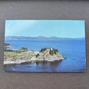 LIGHTHOUSE POSTCARD Lantern On Owls Head Penobscot Bay, Maine pre-1980 Chrome - Picture 1 of 3