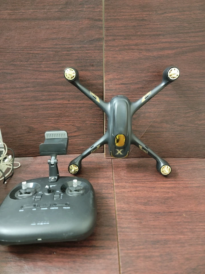 Беспилотный летательный аппарат Hubsan H501A X4 Pro GPS  - Изображение 1 из 4