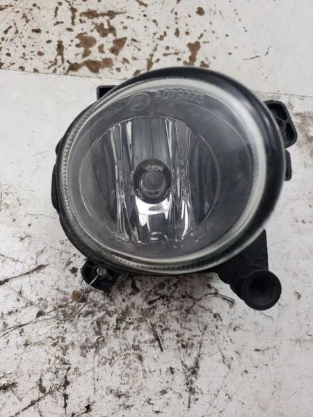 Passenger Corner/Park Light Fog-driving Fits 08-12 AUDI A5 752679 - Image 1 of 4
