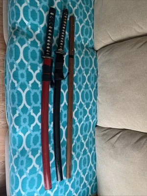 Lote de 3 Katanas Katana Espada Samurai Japonesa Foto 1 de 4
