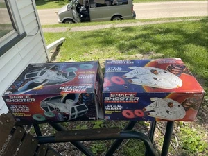 Lote De Colección Star Wars Halcón Milenario Tie Fighter Blaster Disparos Espaciales - Imagen 1 de 14