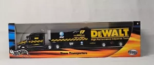 VINTAGE HOT WHEELS MATT KENSETH #17 TEAM TRANSPORTS 2001 DEWALT RARO - Foto 1 di 5