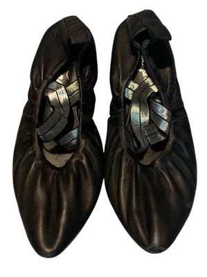 Sapatilhas de balé FREE PEOPLE biqueira de couro preto prata alças cruzadas 6,5 - Imagem 1 de 4