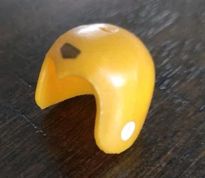 Vintage 1984 Voltron Hunk Helm Panosh Place gelber Löwe Pilot Original Aufkleber - Bild 1 von 4