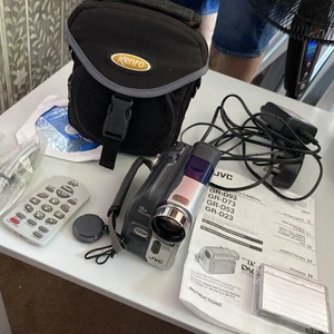 JVC GR-D73EK Mini Dv Digital Camcorder Power Cables tapes memory card and remote - Picture 1 of 7