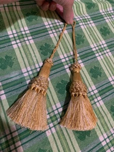 ❤️Vintage 4" gold & Ivory Colors key tassel lot of 2 NOS OOP NEW - Picture 1 of 6