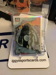 WILD WAMPA REFRACTOR 2023 Star Wars Galaxy Topps Chrome #9 - Picture 1 of 2
