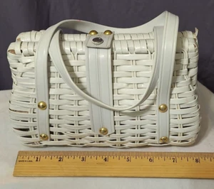 Vintage 1960s-70  Little Girl’s Purse/Handbag Wicker-Looking Woven White - Picture 1 of 8