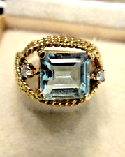 Aquamarine 3.24 Ct. Fine, 18K Gold twisted wire+ 2  diamonds,  Ring Size 5.25