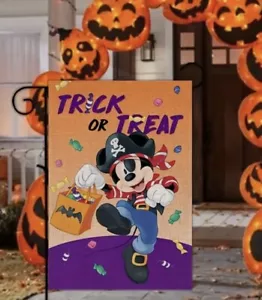 BANDERA DE JARDÍN DISNEY HALLOWEEN 12"X18" "TRUCO O TRATO" MICKEY MOUSE NUEVO - Imagen 1 de 1
